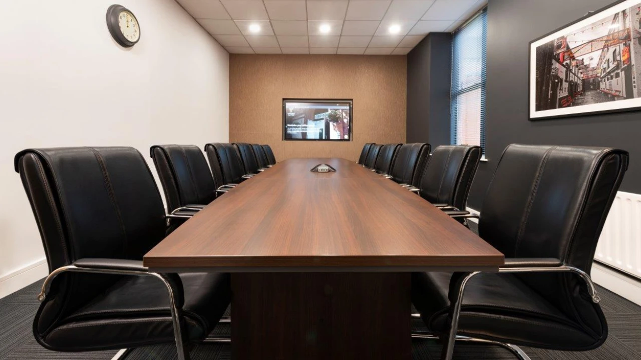 
                        boardroom---copy.jpg, Belfast, BT2 8FE